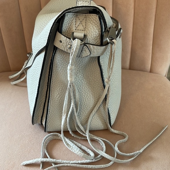 Lightly use leather Rebecca Minkoff bag - Picture 4 of 7